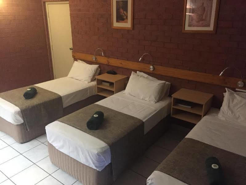كاثرين Pine Tree Motel المظهر الخارجي الصورة
